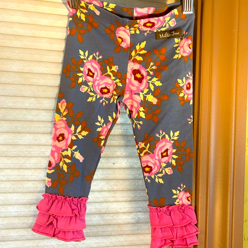 Matilda Jane “Fresh and Fancy Leggings.”  Girls 12-18 months.
